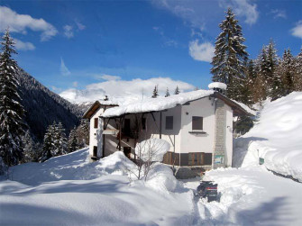 Per i ghiacciatori: Rifugio Alla Cascata