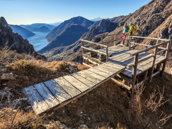 A Valsolda, sulla via dei Canti