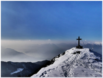 Ciaspolata in Val d'Esino e Monte Croce con guida Ciaspolata in Val d'Esino e Monte Croce con guida