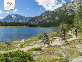 Stage e-bike + escursione al lago Palù e degustazione Stage e-bike + escursione al lago Palù e degustazione