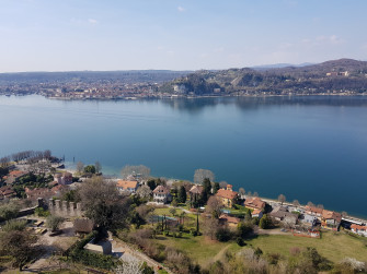 Il borgo di Angera. Visita guidata Il borgo di Angera. Visita guidata