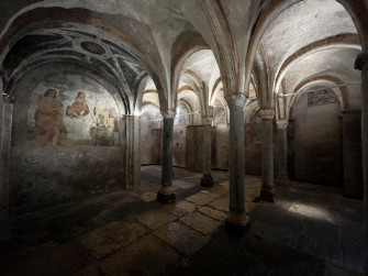 La Cripta della Chiesa di San Sepolcro – Visita Guidata