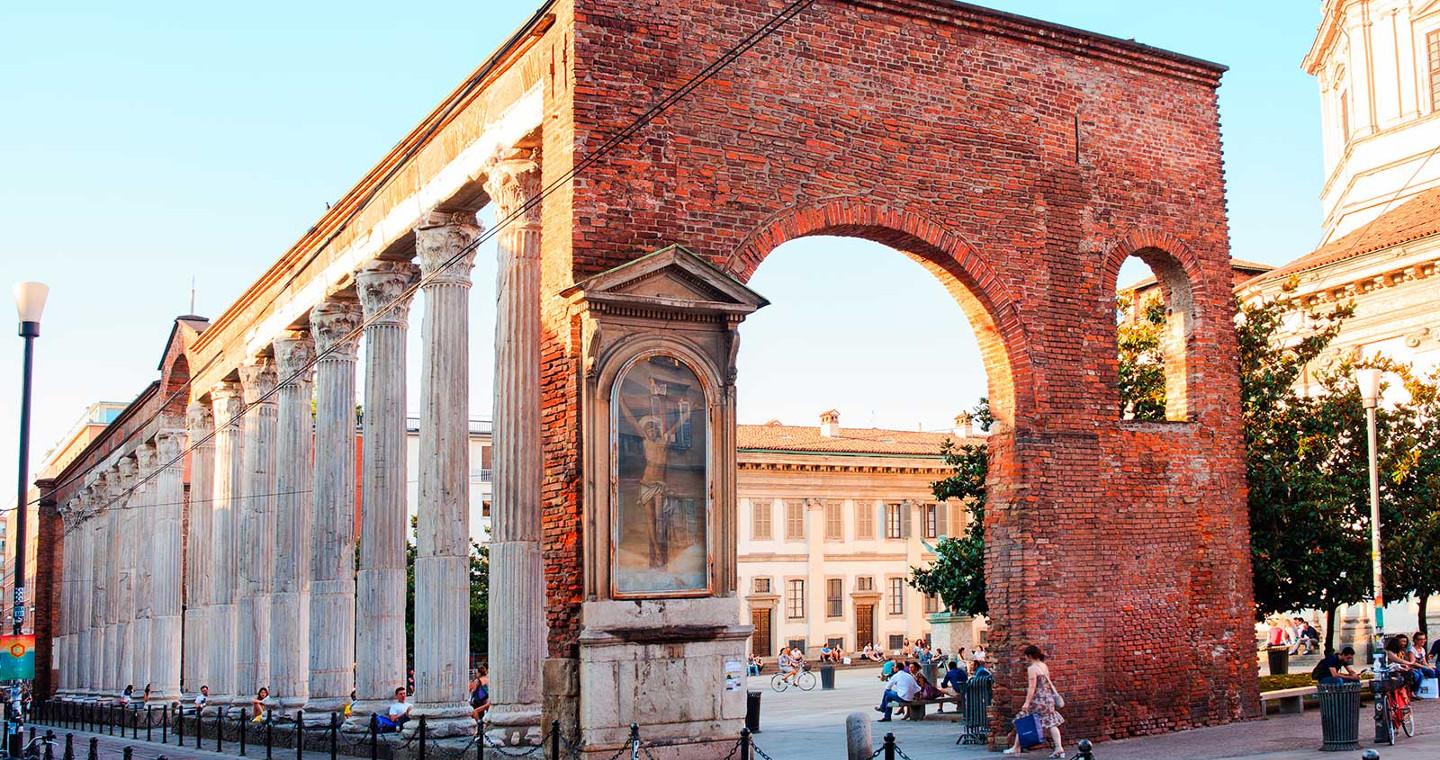 Ticinese Colonne di San Lorenzo