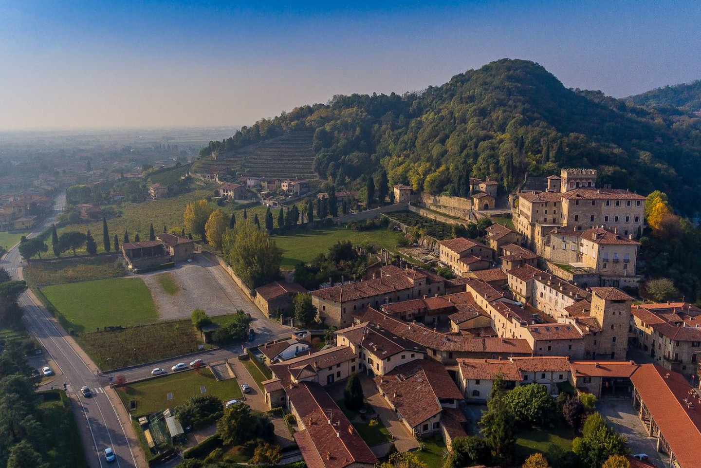 Borgo storico di Costa di Mezzate