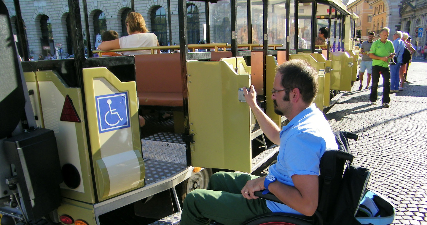Accogliere turisti con disabilità
