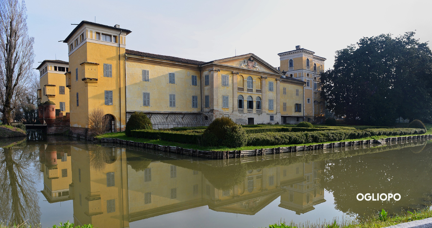 Villa Sommi Picenardi, Torre de' Picenardi