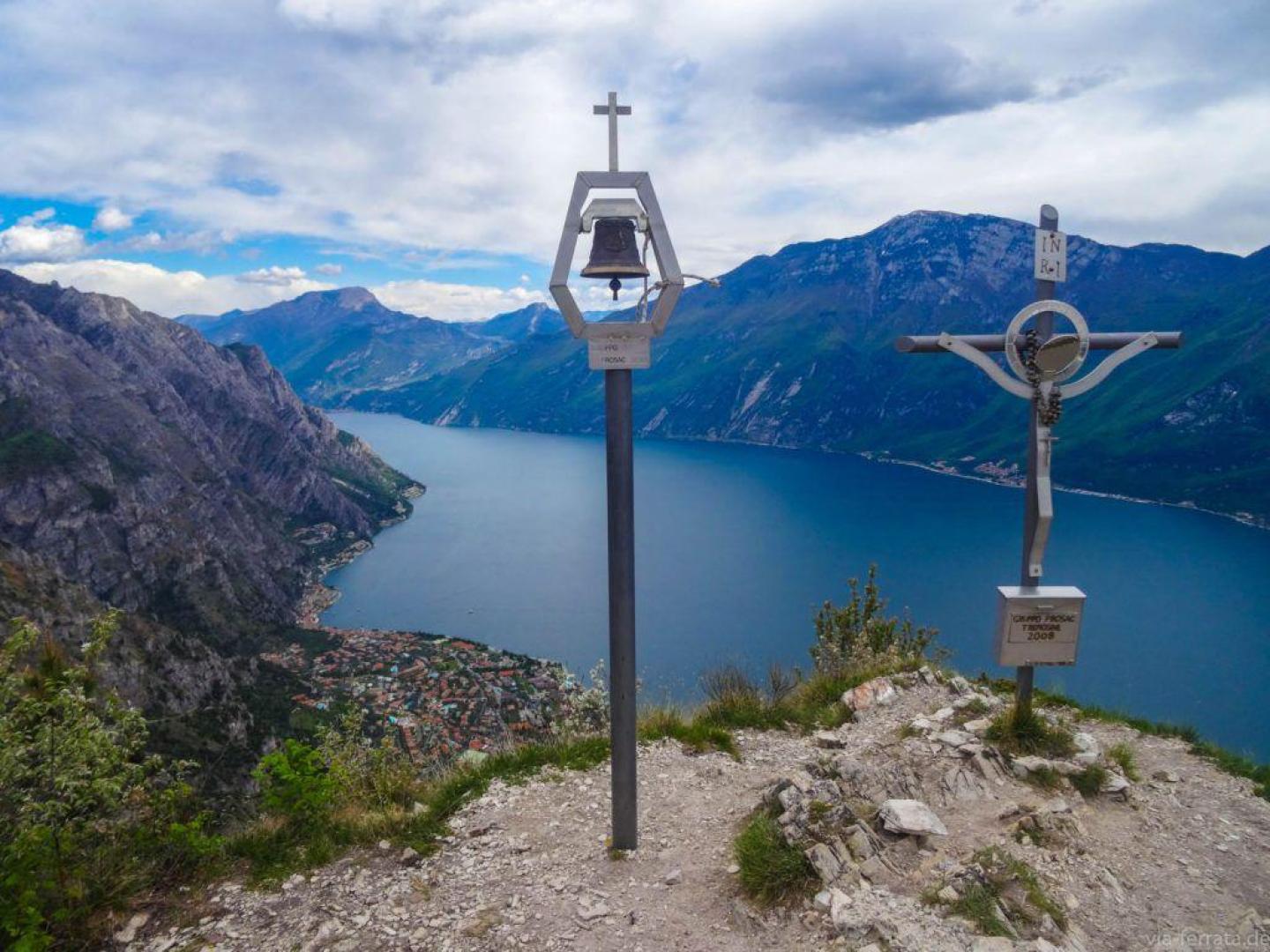 Tremosine, Mount Bestone