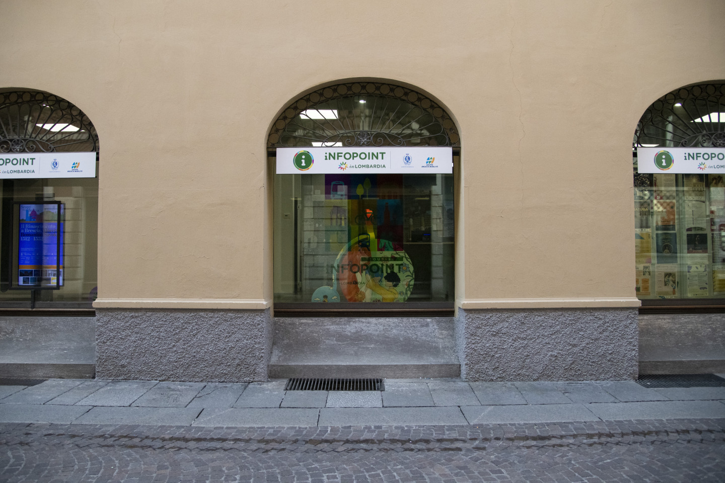 Infopoint Via Trieste 1, Brescia