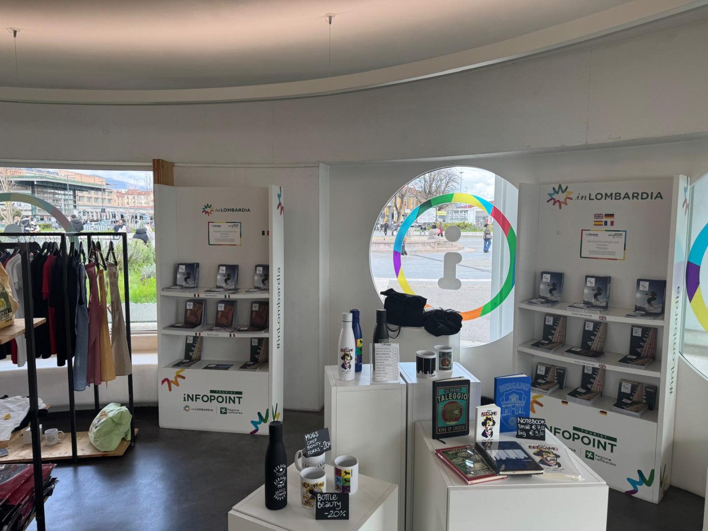 Bergamo_AreaGadgetBrochure_InternoInfopoint_BergamoBassa_VisitBergamo