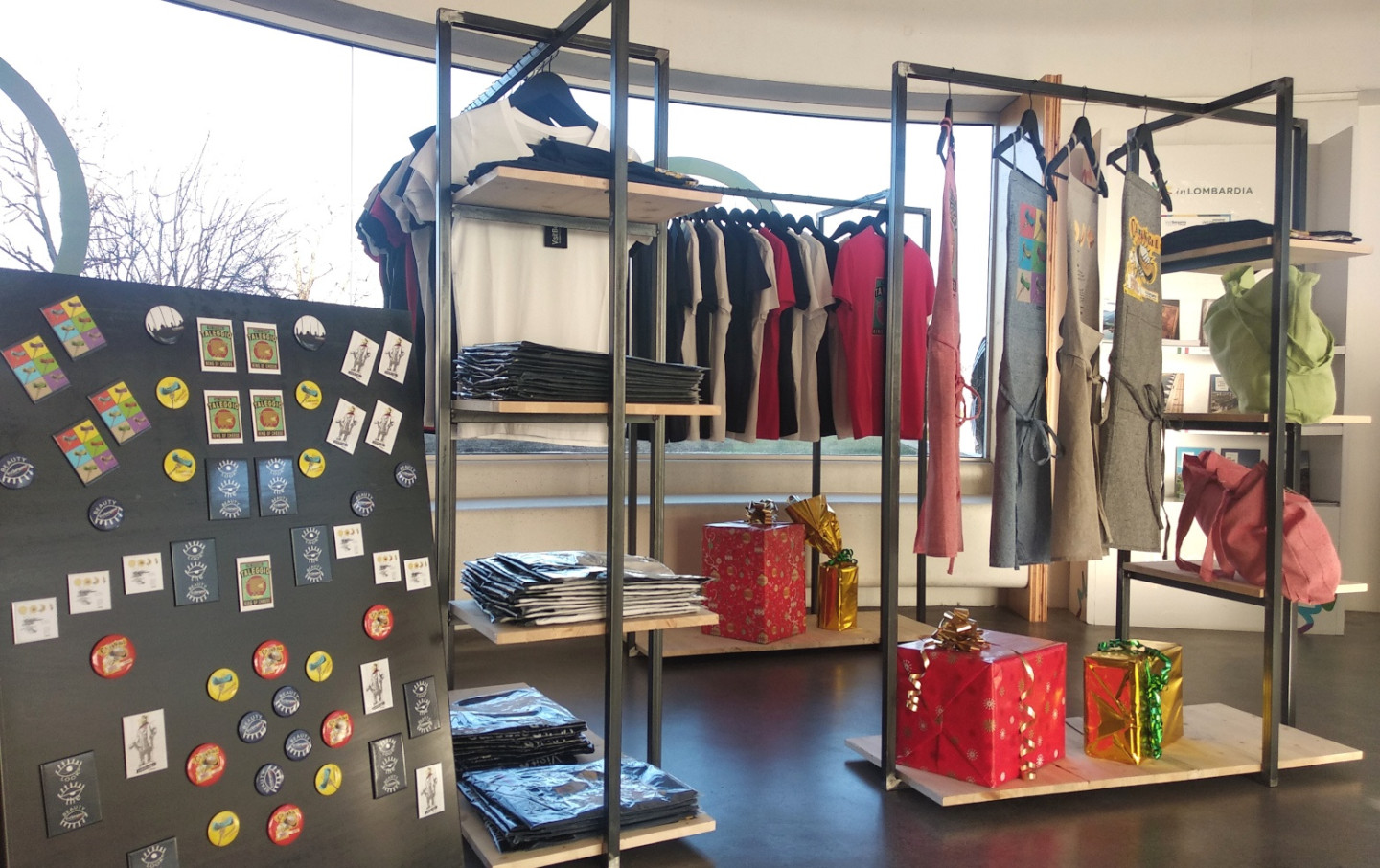 Bergamo_Gadget_Infopoint_BergamoBassa_VisitBergamo