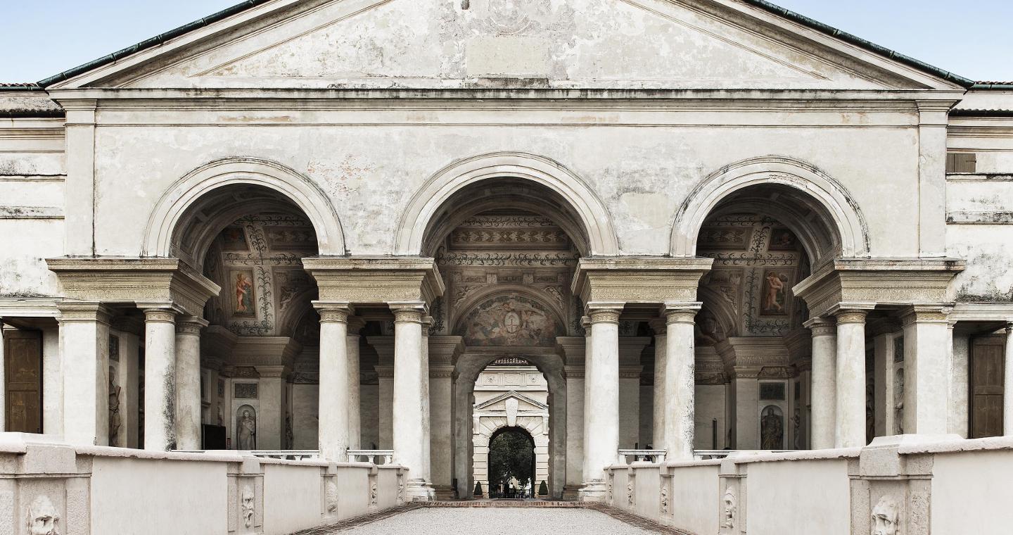 La loggia di Davide di Palazzo Te a Mantova.