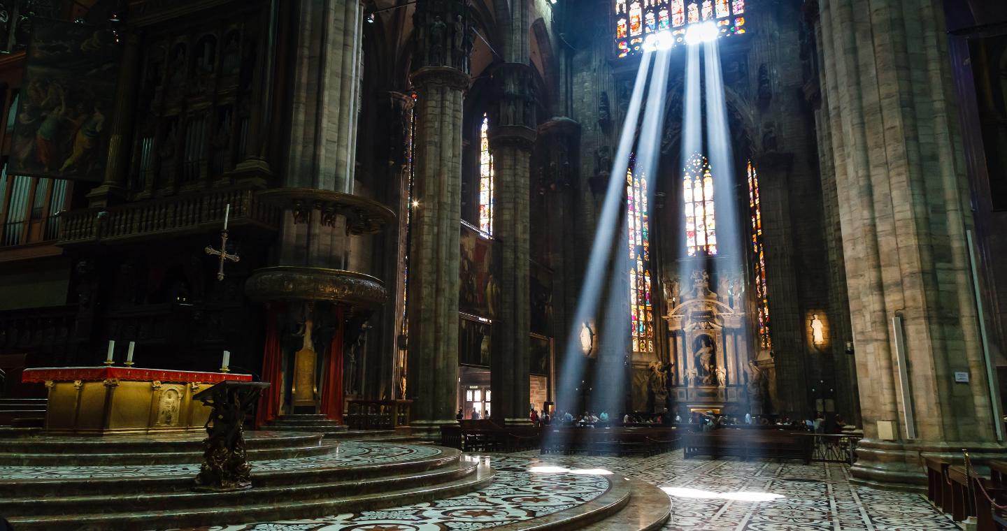 Interno del Duomo di Milano (@fotolia)