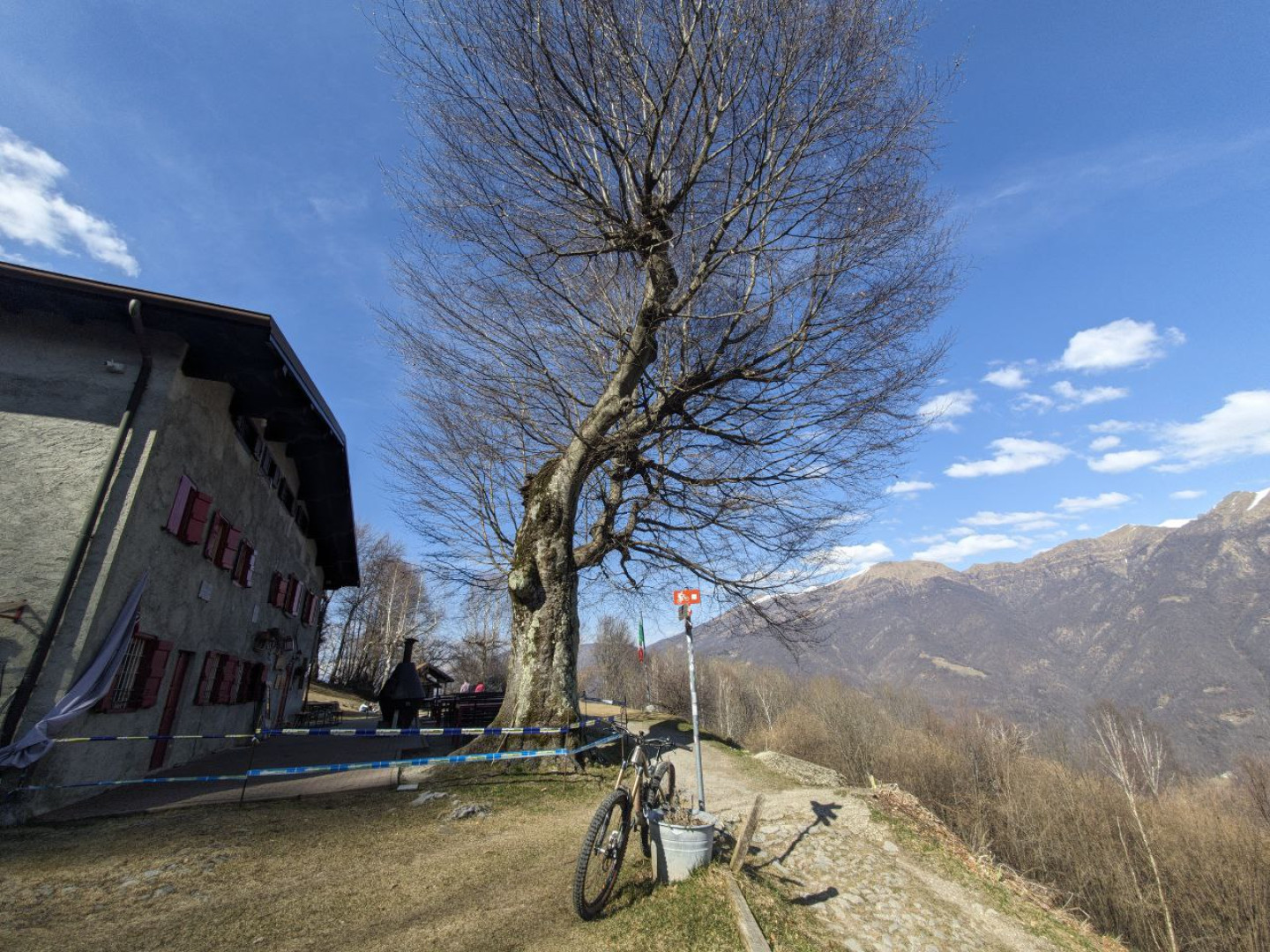 ESPERIENZA BIKE e WINE in VALSASSINA
