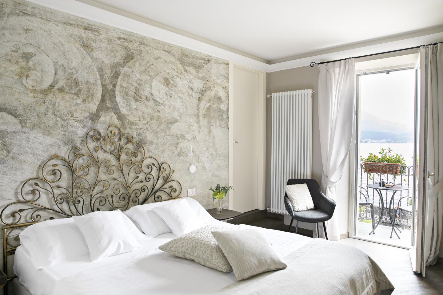Villa Porta Lake Maggiore_Relais_Room