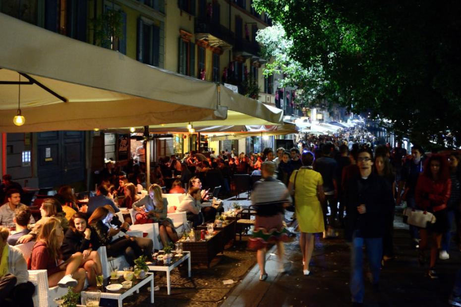 Vivere i quartieri della night life milanese