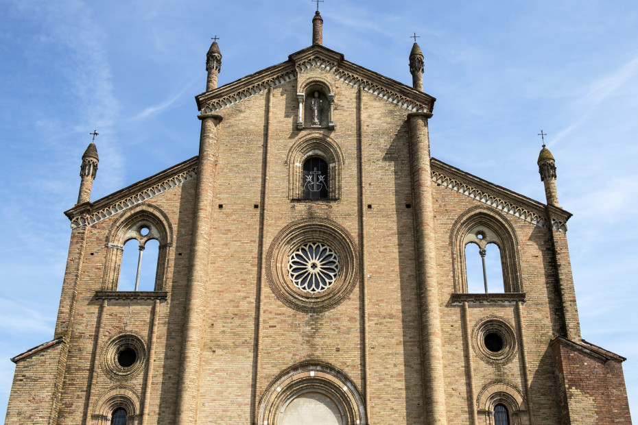 Basilica di San Bassiano, Lodi