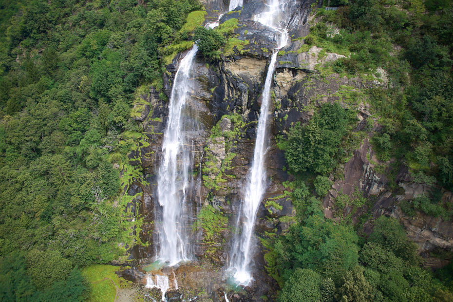 Les cascades Acquafraggia, dans le Valchiavenna (SO)