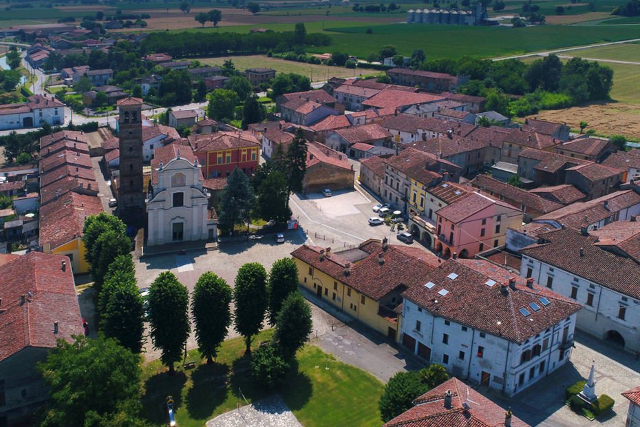 4. Castelponzone, Scandolara Ravara