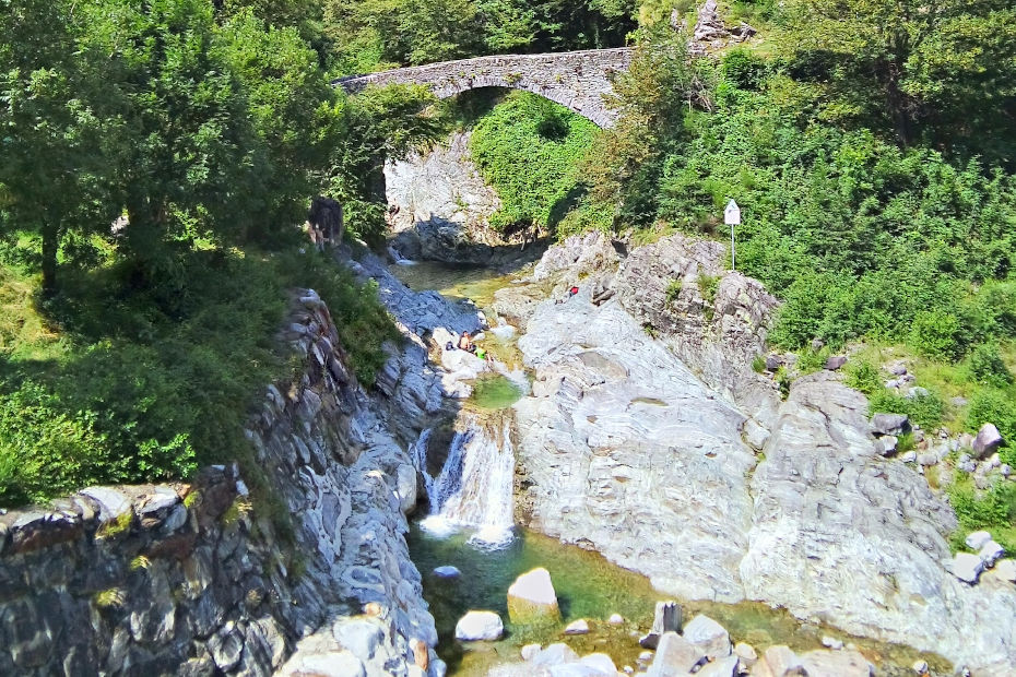 Le torrent Livo a Domaso, dans l'alto Lario (CO)