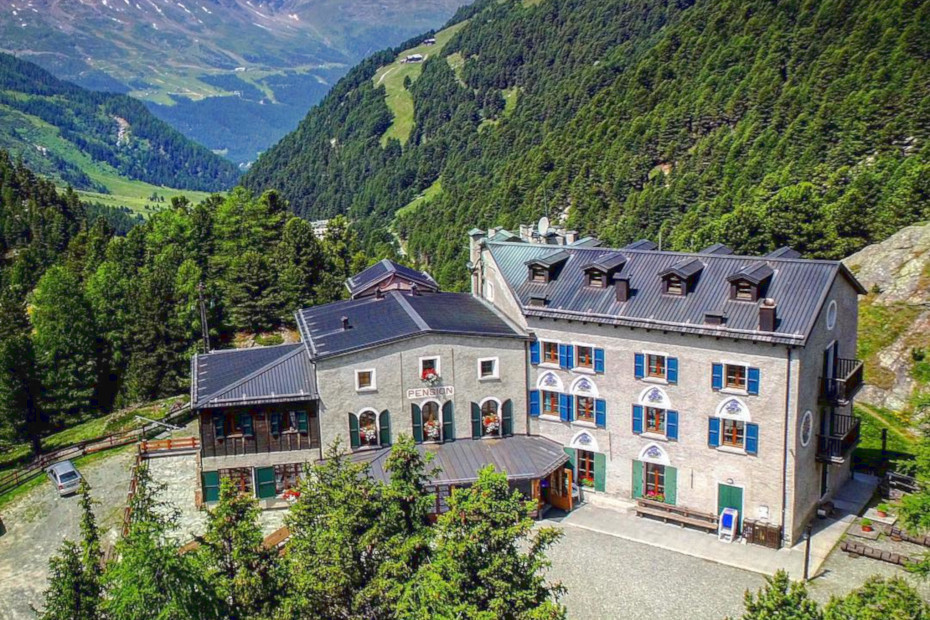 Rifugio Ghiacciaio dei Forni