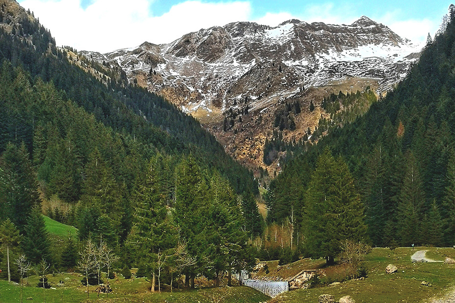 Mezzoldo and the Madonna delle Nevi mountain hut 