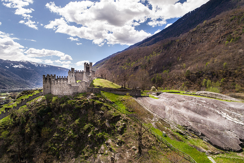 Grosio, entre castillos y grabados rupestres