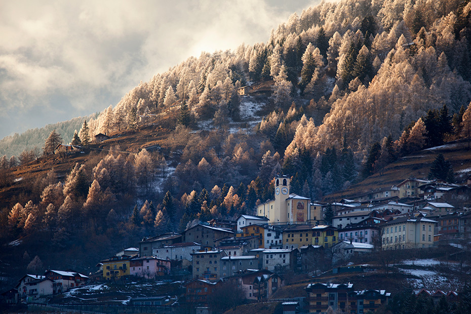 Along the paths of Villa Dalegno