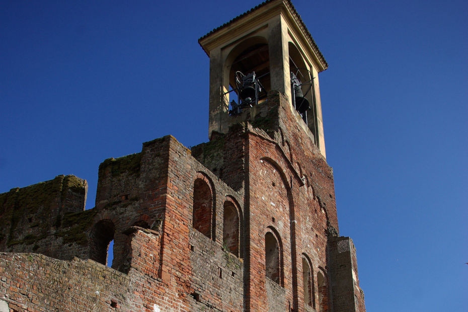 The façade and the bell tower