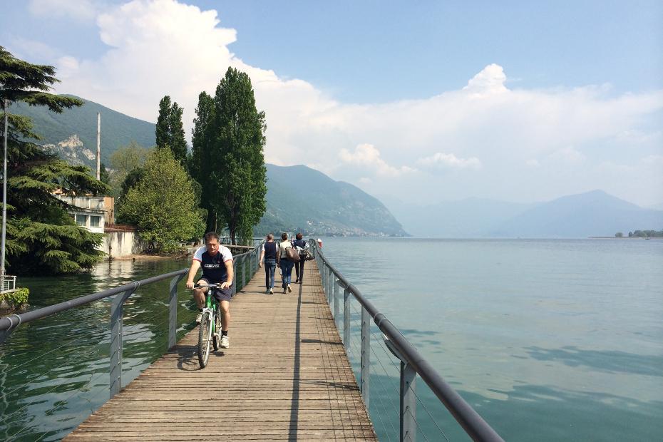 10. Una passeggiata romantica a Sarnico o a Iseo