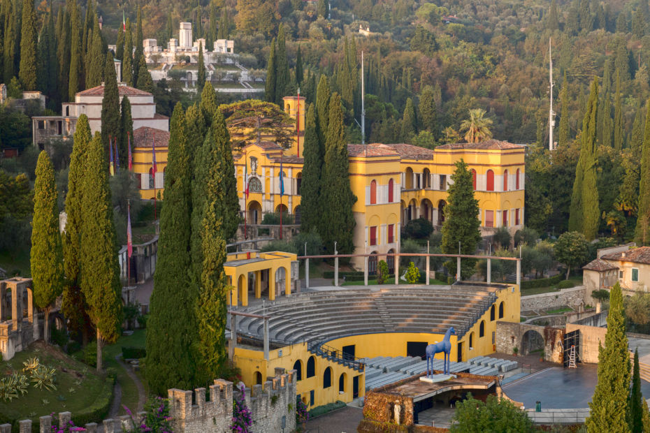La Vittoriale degli Italiani sur le lac de Garde, pour connaître D'Annunzio La Vittoriale degli Italiani sur le lac de Garde, pour connaître D'Annunzio