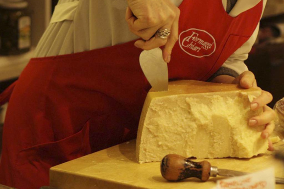 Formaggi Chiari