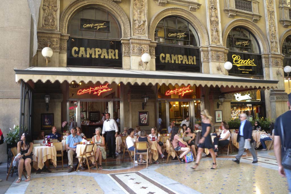 Zucca in Galleria