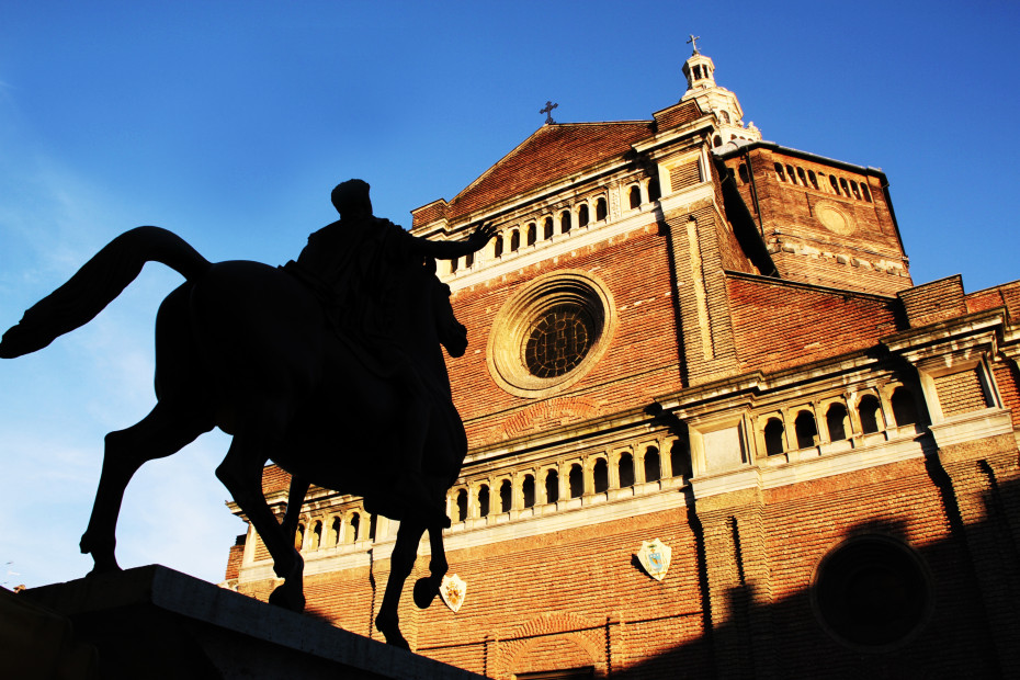First Stop: Pavia Cathedral