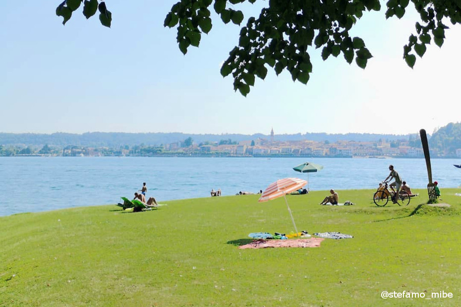Angera (VA) - Lago Maggiore Angera (VA) - Lago Maggiore