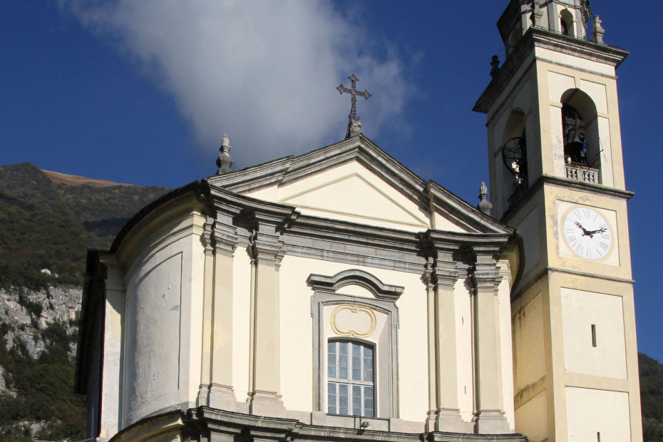 La chiesa di Sant’Abbondio in località Mezzegra