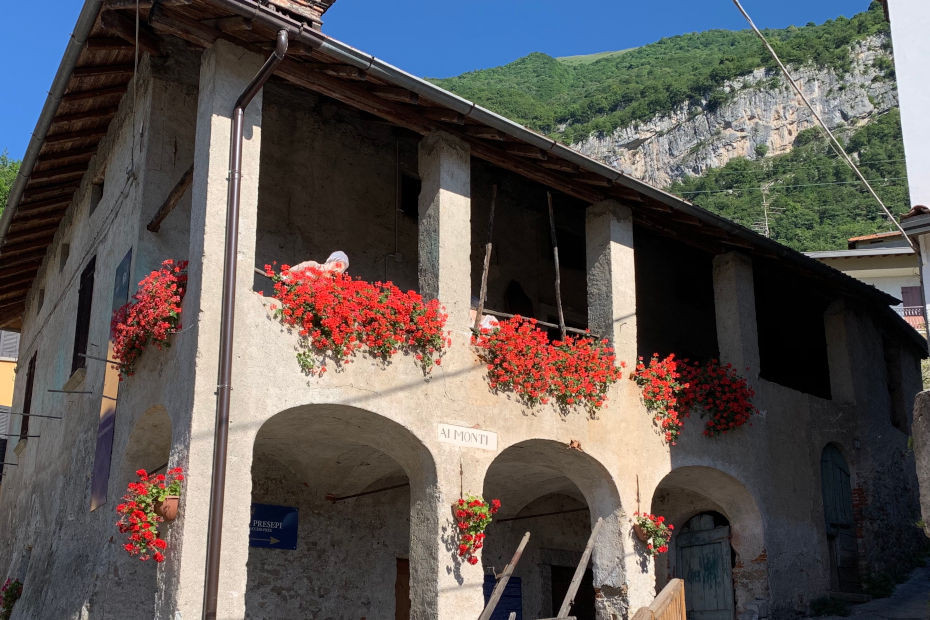 La Casa dei Presepi in località Mezzegra