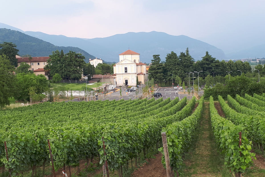 Santuario della Madonna della Neve, Adro (BS)