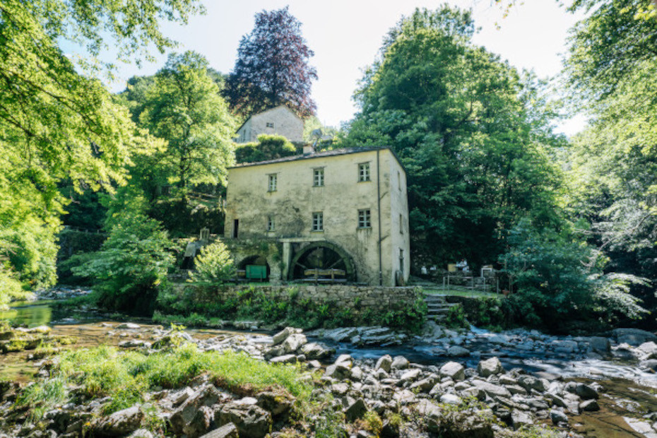 Il mulino con le sue preziose macine è uno degli elementi del museo etnografico della Val di Muggio