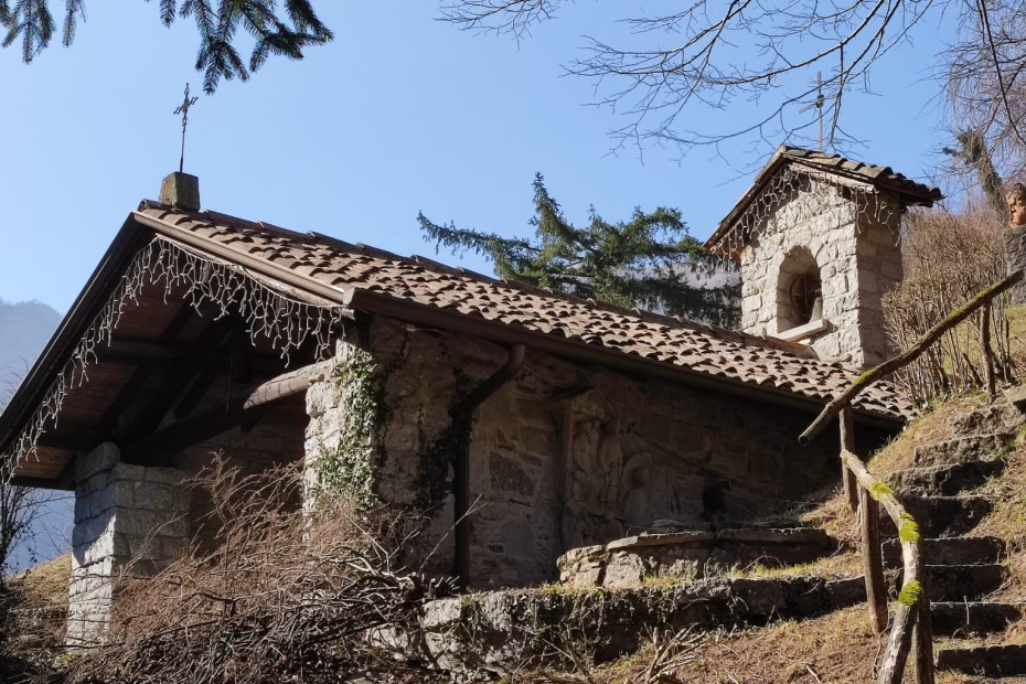 La chiesetta costruita all'interno del Forum