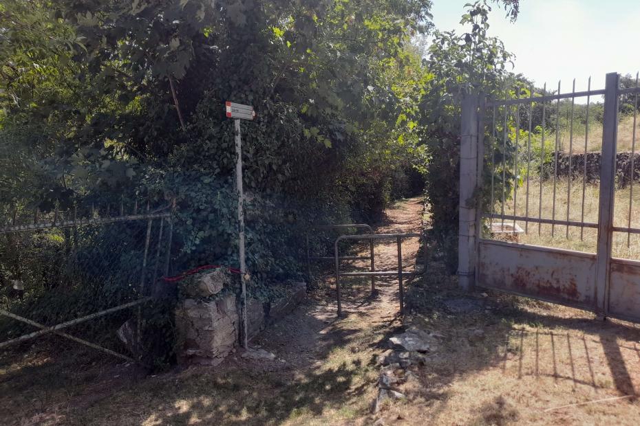 Sentiero tra le cascine