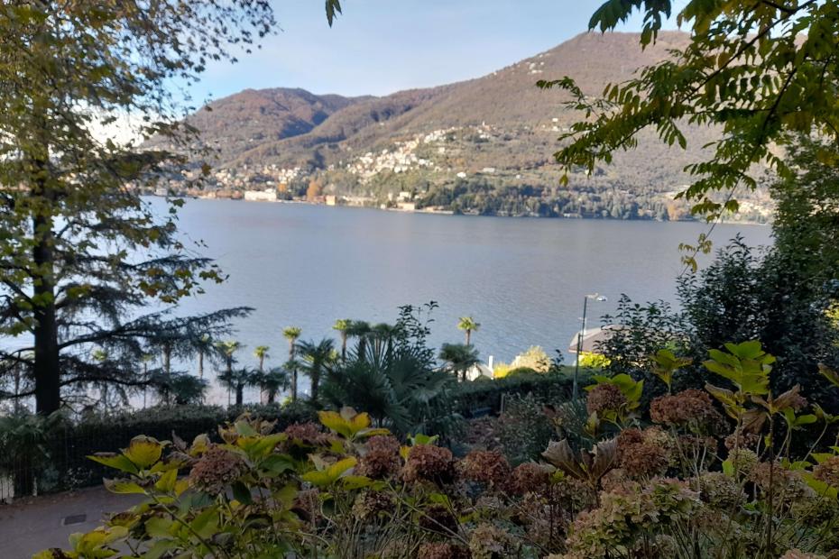 Scorci di lago scendendo a Mezzovico