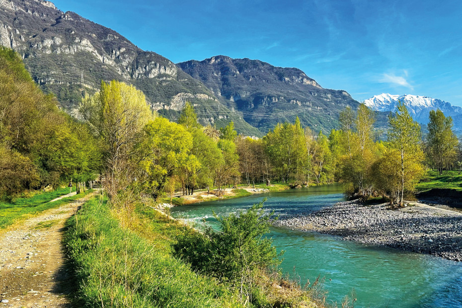 Paesaggio del Fiume Oglio lungo la ciclabile