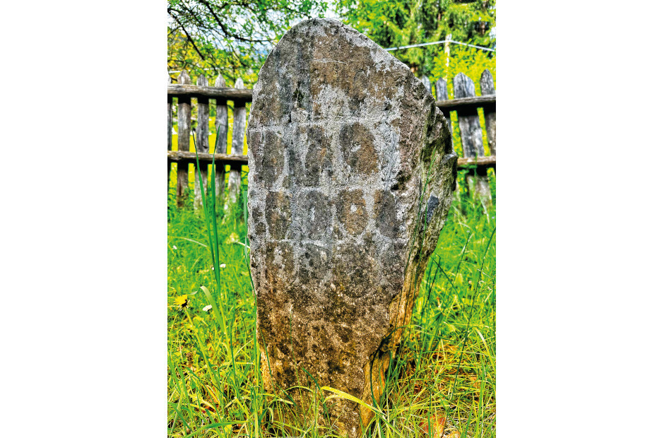 Stele al Santuario Megalitico di Asinino-Invoia