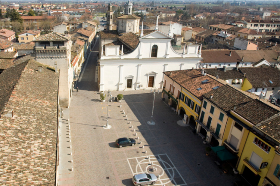 Lato Est - Piazza Mazzini