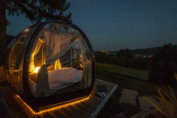 Exphera Wellness - Bubble Room in the night