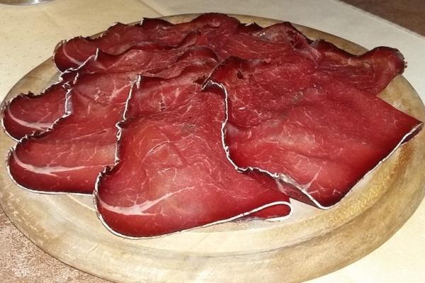Tagliere di Brisaola (@Fb Dì de la Brisaola)