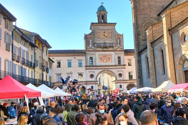 mercatini Piazza Duomo ed. 2024 @cinziamiraglio