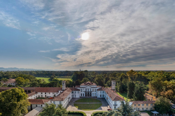 villa mirabello