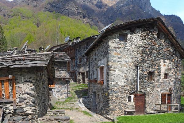 Da Valbondione al Rifugio Curò