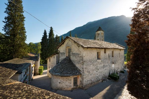 Chiesa dei SS. Pietro e Paolo a Barni